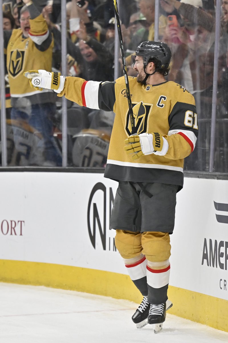 GoldenKnights's tweet image. Expressive Mark Stone has now turned into the Manitoba Maniac 🥶