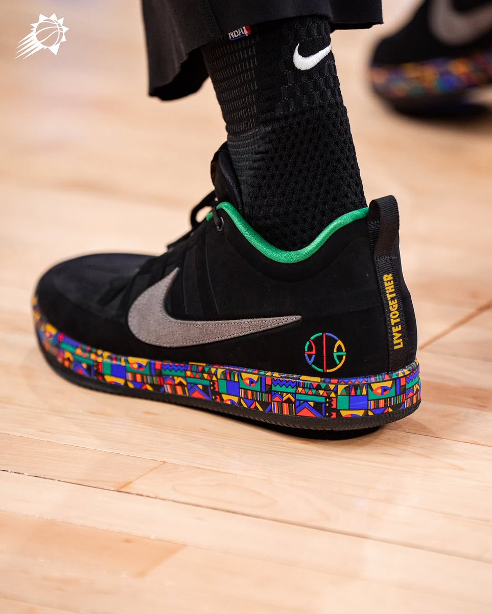 JustFreshKicks's tweet image. 🎉