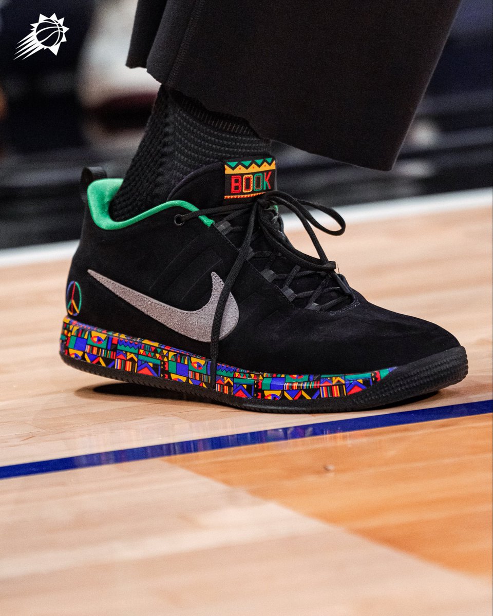 JustFreshKicks's tweet image. 🎉