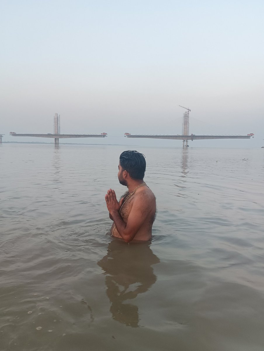 prashantSemri's tweet photo. लोक-आस्था के पावन पर्व #मौनी_अमावस्या की समस्त श्रद्धालुओं को हार्दिक शुभकामनाएं।
भगवान सूर्य नारायण एवं पतित पावनी मां गंगा की कृपा से आप सभी के जीवन में सुख, शांति और समृद्धि का संचार हो, यही प्रार्थना है।
#PrashantSemri https://t.co/qMHFETs40R