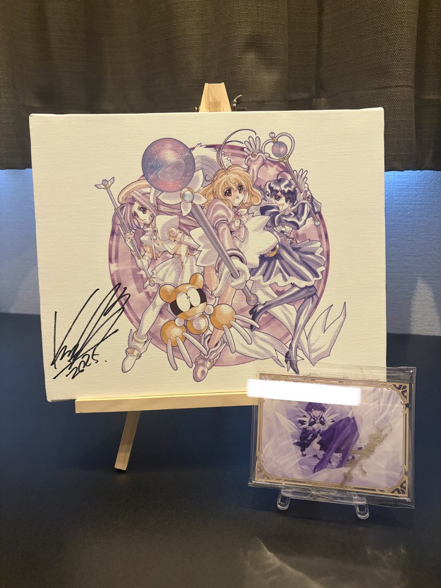 yuya_0629's tweet photo. @kia_asamiya 麻宮先生！複製原画届きました！
美里さんが言ってた通り圧巻ですね！いつかこちらにも香衣さんのサインを頂きたい！ https://t.co/P8SafXqpk4