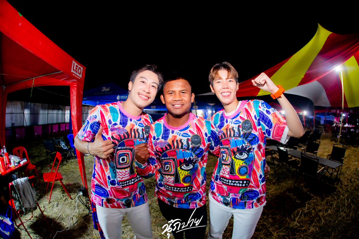 Nook_Official's tweet image. 𝟏𝟕 𝐉𝐚𝐧𝐮𝐚𝐫𝐲 𝟐𝟎𝟐𝟔
CONCERT : ม่วนเด้อแลนด์ 2

ขอบคุณพี่บัวขาว และทีมงาน ม่วนเด้อแลนด์ ทุกท่านครับ เป็นปีที่2 แล้วที่ได้มาเล่นที่นี่ ยินดี และดีใจมากครับที่ได้มอบความสุขให้กับทุกคน ยังคงม่วนสมชื่อ อบอุ่นเหมือนเคย ขอบคุณทุกคนหน้าเวทีที่มาม่วนนำกัน ร้อง เต้น…