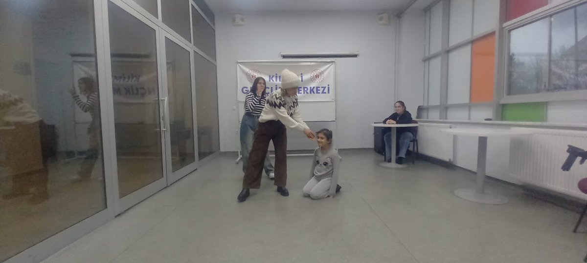 Haftasonu ve #tiyatro 🎭 

<a href="/GSBgenclik/">Gençlik Hizmetleri</a>