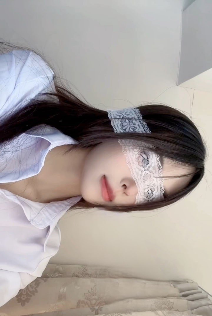 看不见让你更兴奋了吗    #深圳