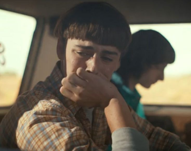 dailyschnapp's tweet image. In the latest episode of snl, there was a skit mocking will byers' coming out scene, a 16 year old boy in the 80s feeling like he has to come out so his sexuality won't be used against him. This was a hard scene for Noah to film but is now being mocked by grown men. Get a life.