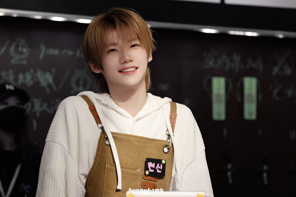 Bunnybomb_ovo's tweet image. 260118

신입 알바생 사쿠라다켄신 이미당

#켄신 #KENSHIN
#사쿠라다켄신 #SAKURADAKENSHIN 
#CLOSEYOUREYES #클로즈유어아이즈
#클유아 #CYE