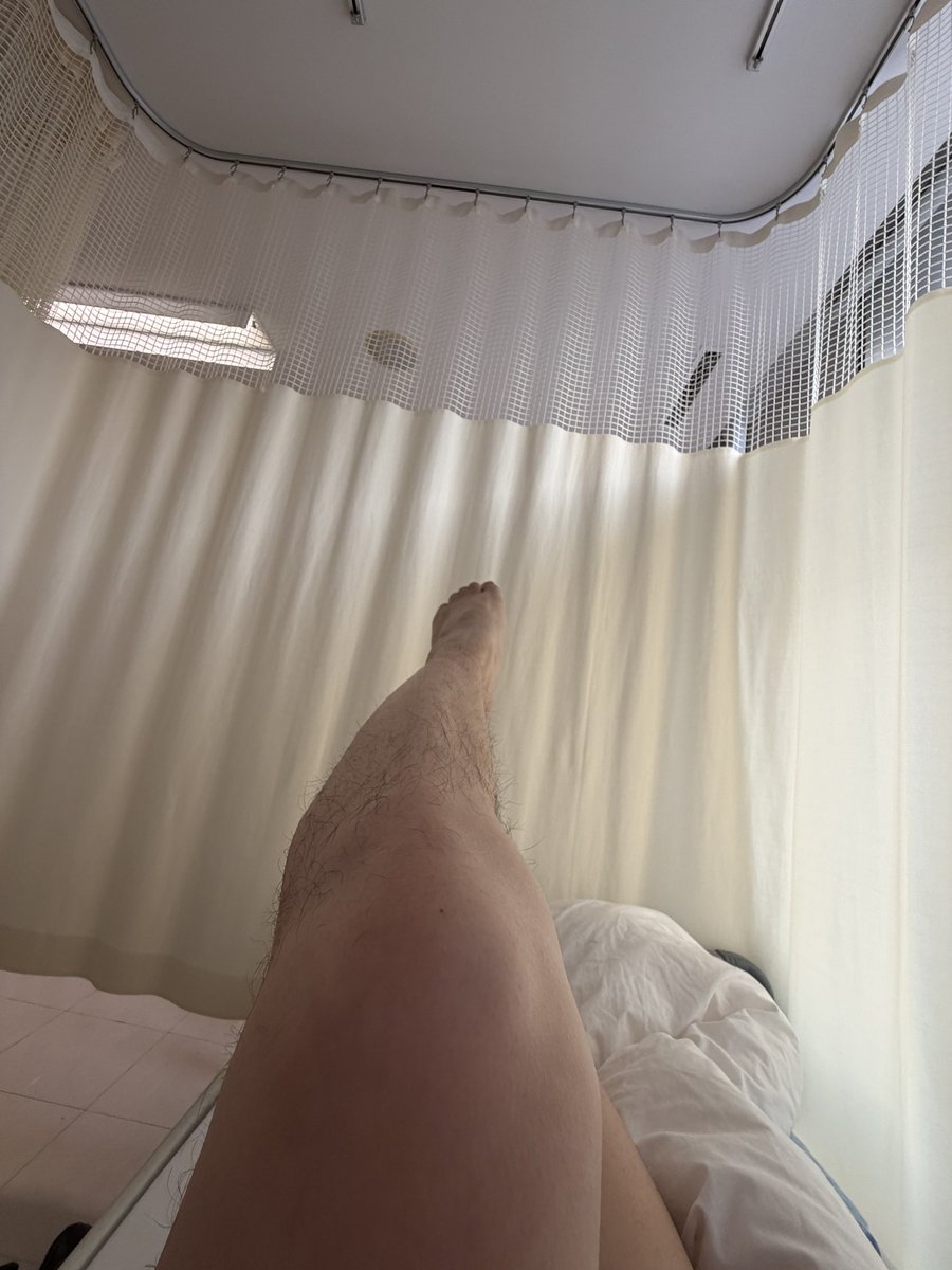脚細くなったなあ。
頭脳の逓倍率が低くなり、エラーを感知するセンサーが鈍感で、しかもエラーイベントの処理が上手く行かずで、歩行速度はかつての1/3のスピードに😫