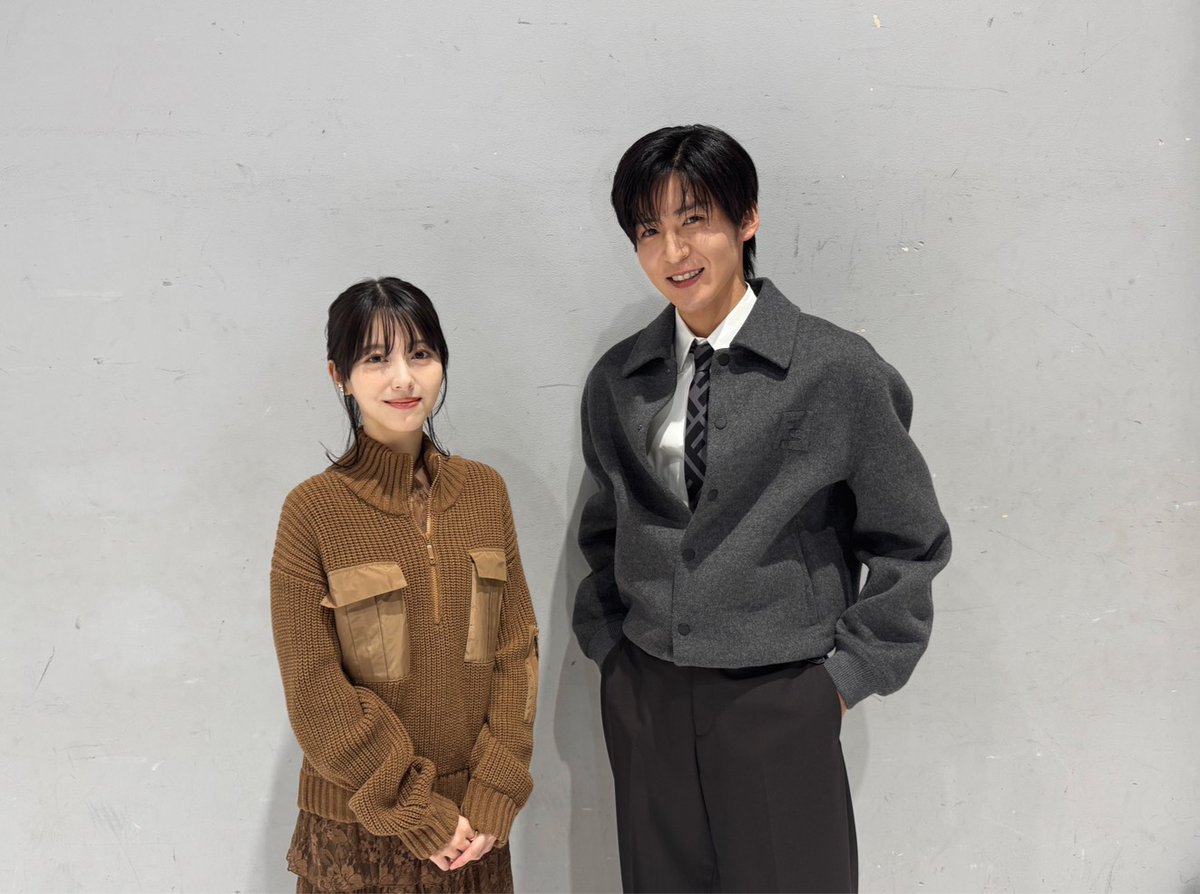 🕊️取材日オフショット🕊️｡* #浜辺美波 さん #目黒蓮 さんの オフ