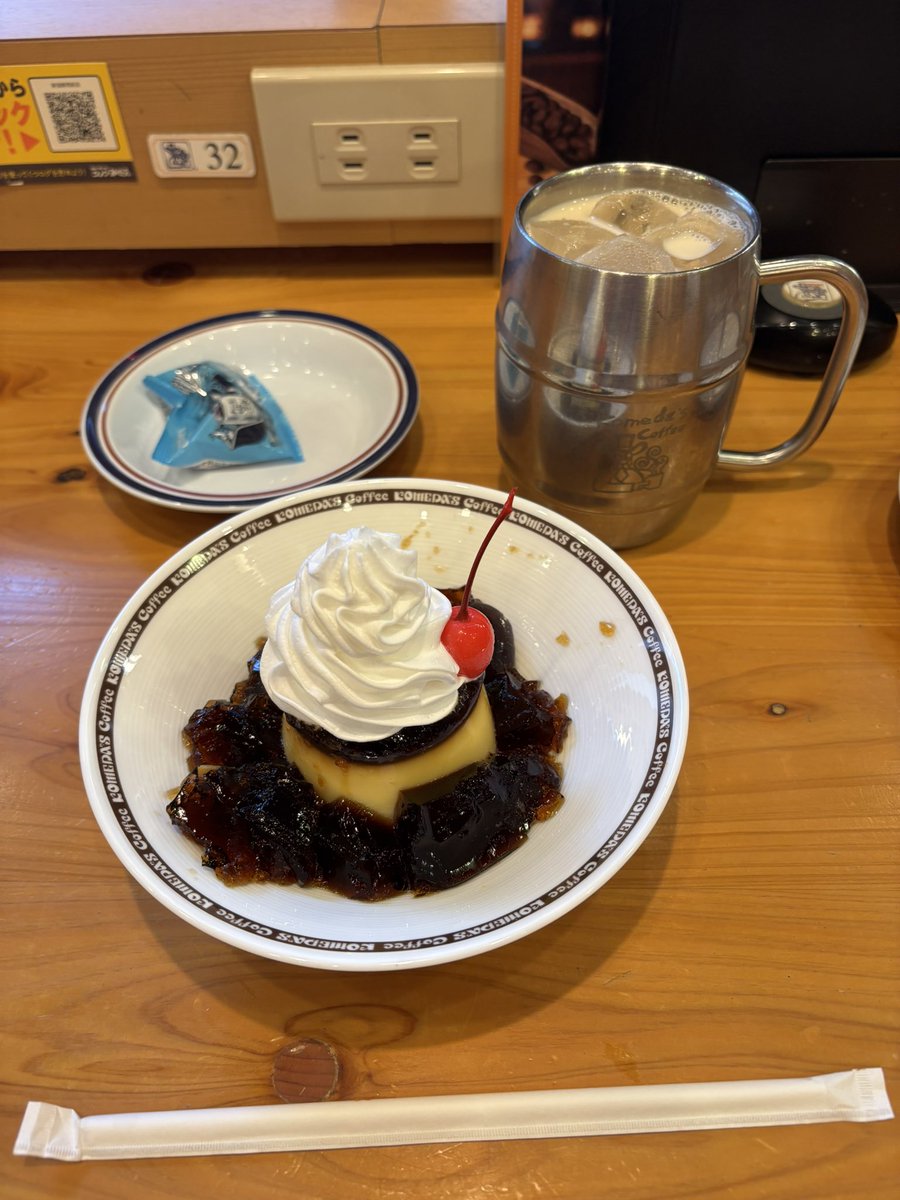 Kurio0824's tweet photo. 今日はIDLMs. NEW YEAR PARTY 2026。
相棒は既に着席済。
残念ながら落選した僕は、近くのコメダでゆったり☕️ https://t.co/qjv2ytmO9P