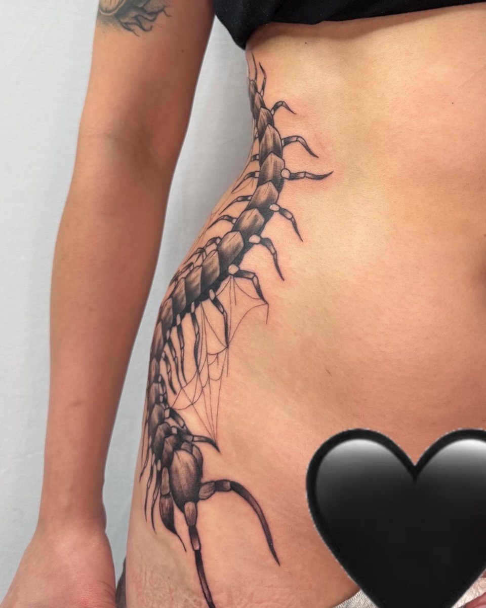 mxrisatatz's tweet photo. in LOVE with how this came out 🖤 https://t.co/D6RbxycwGn