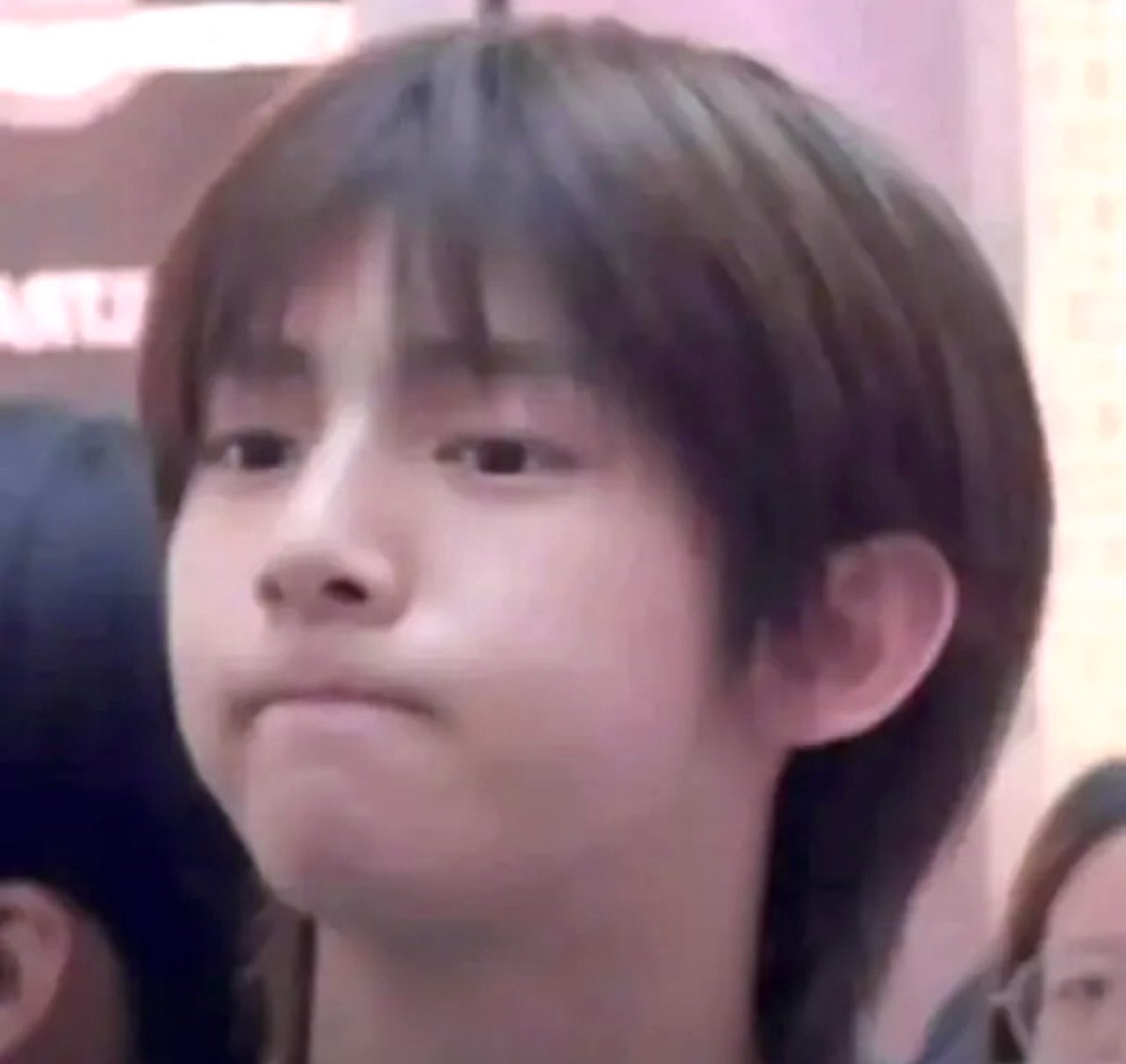 grrruyi's tweet image. jju is so dubai chewy cookie 🧆 **😭**