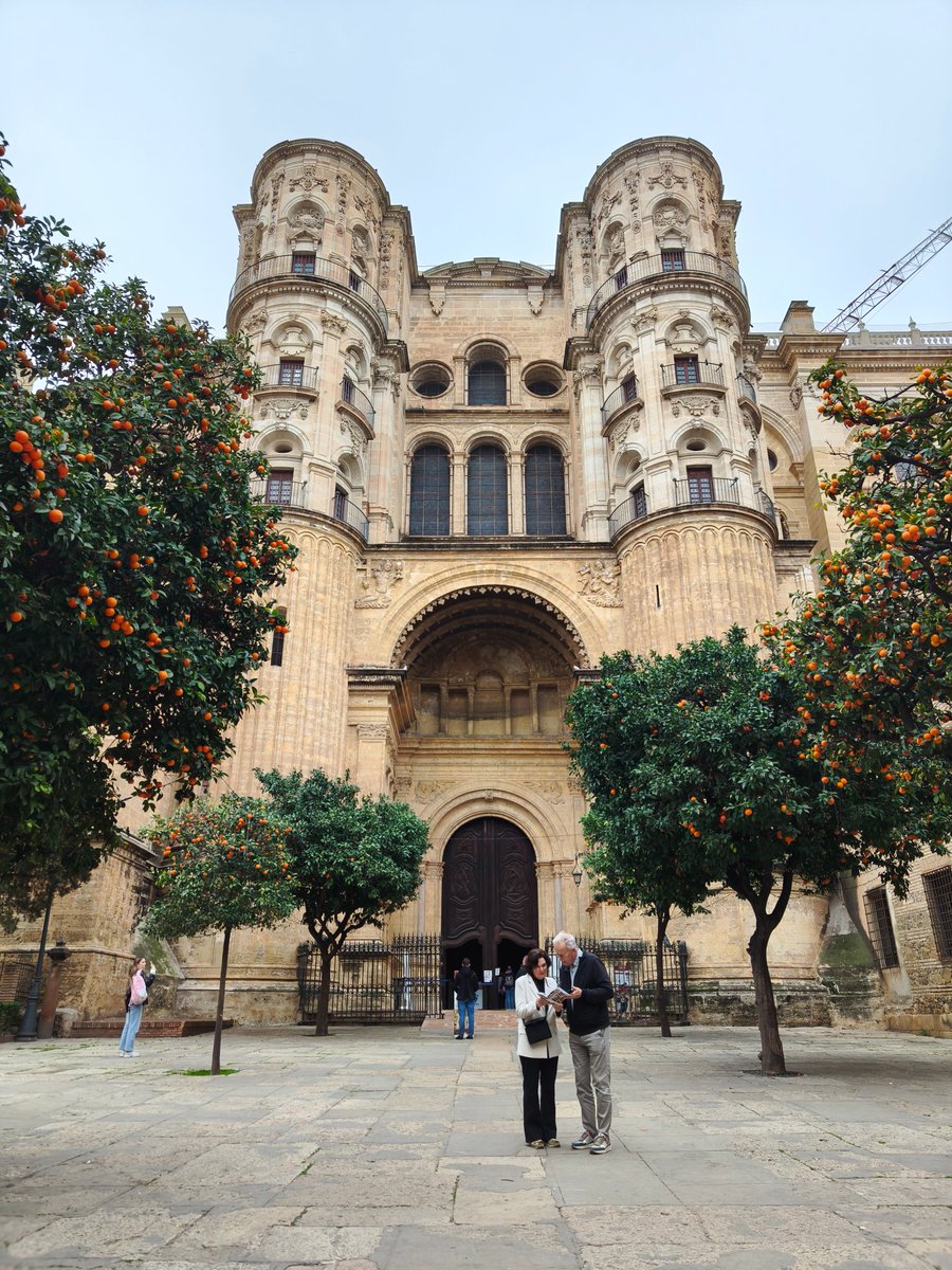 paraxyzm's tweet photo. Malaga with @travalacom and @AVAFoundation https://t.co/rQk97nRqWX