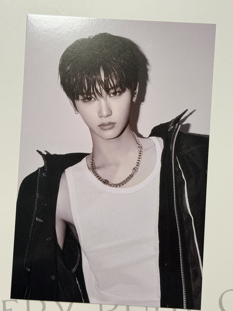 おもみ tweet media