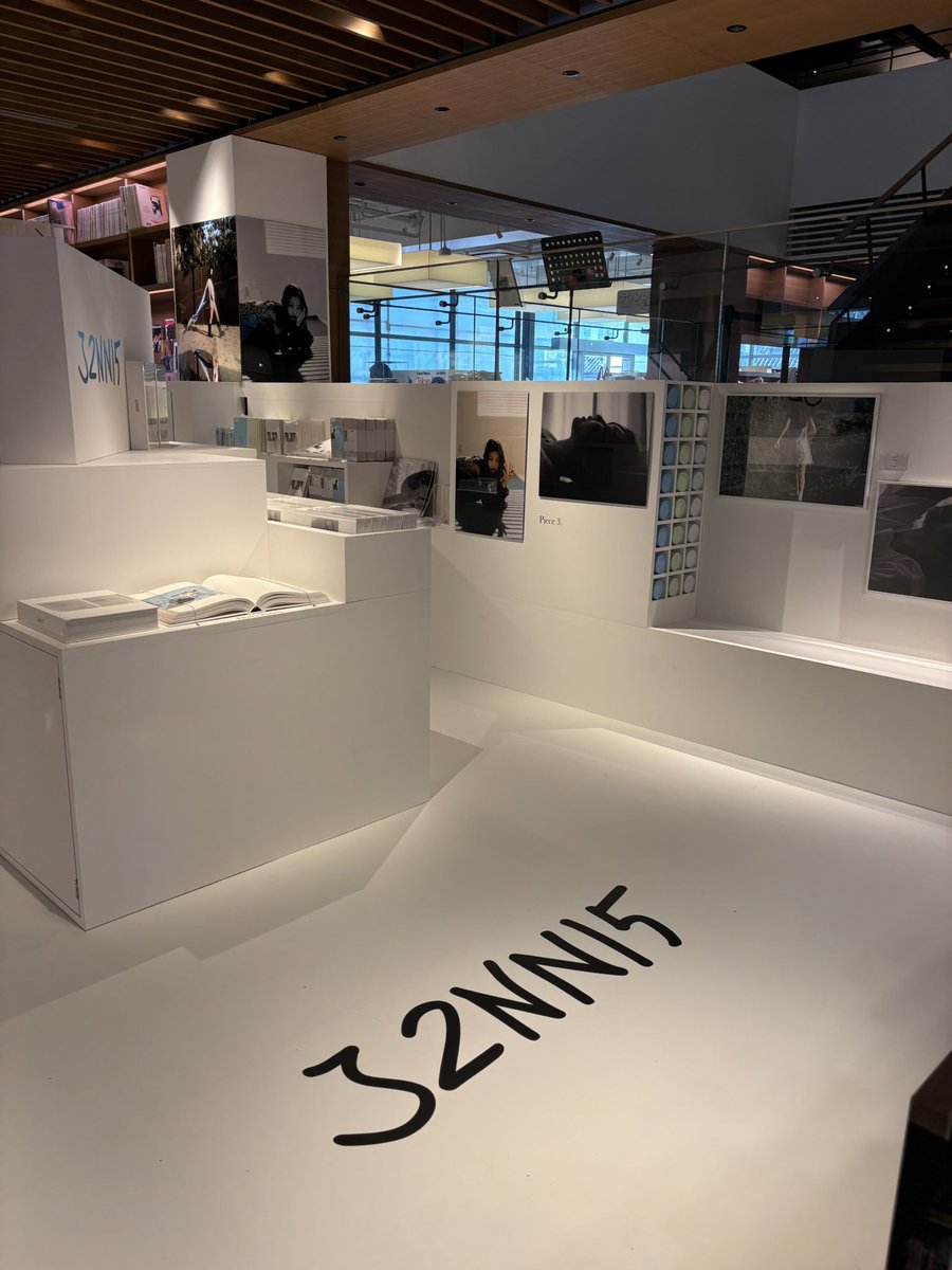 POPUP入場につきまして】 JENNIE 写真展 'J2NNI5' POP UP in 代官山 蔦