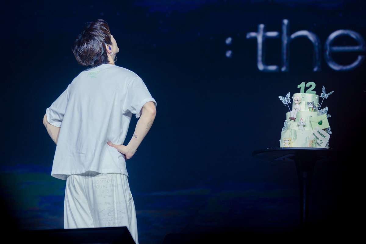 DNAmngmnt's tweet image. Silhouette: The Shape of You 
FANCON 2025-2026 
SHANGHAI 上海

Shanghai, we felt all your energy on stage last night! It was unforgettable being able to celebrate GOT7’s 12th anniversary together. Thank you for being with Mark every step of the way 💚 Can’t wait to see you all in…