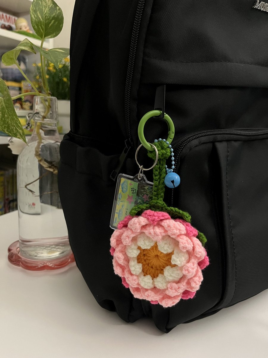 junsixx6_'s tweet image. *.🧪.“(🪷✨)