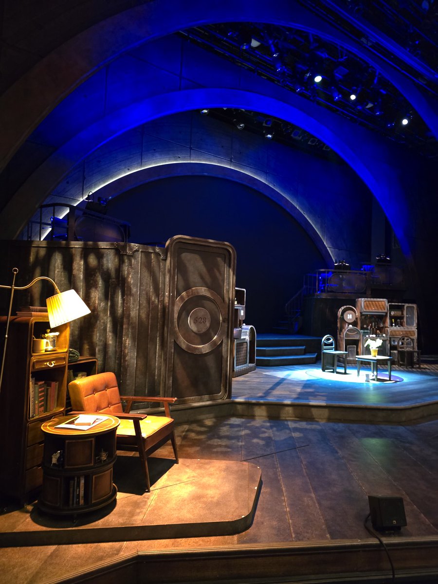 2026.01.18
두산아트센터 연강홀
어쩌면 해피엔딩 자6