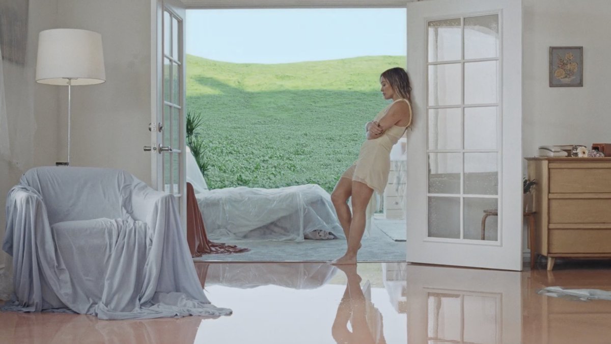 MTV's tweet image. When life is lifing &amp;amp; pressure is pressuring, @HilaryDuff is always there with a cure ❤️‍🩹