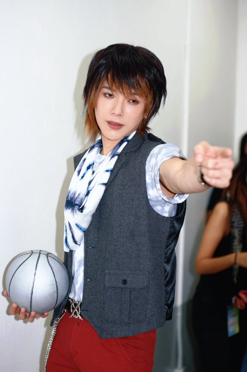 ThwDieew's tweet image. But honestly, he's so handsome 😭

DAOU Inw za 28
#DAOUJOYJOYDAY2026