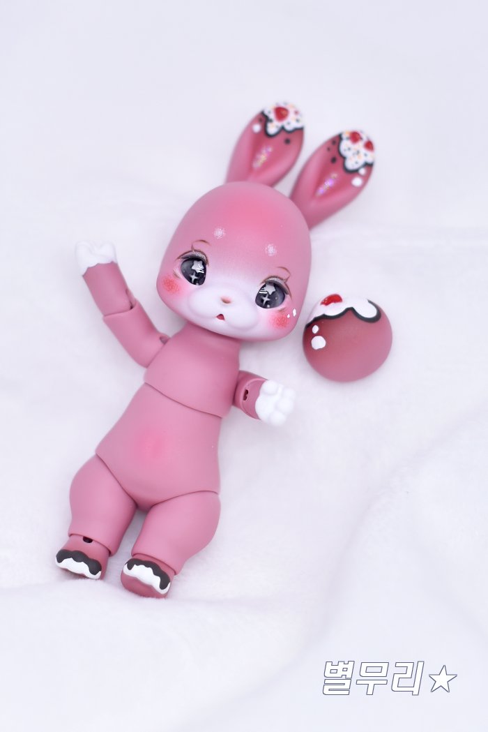 HOSHINOMURE88's tweet image. 달콤한 생크림, 초코시럽, 딸기, 스프링클 올리

#kumukuku
#별무리

(상세오더)