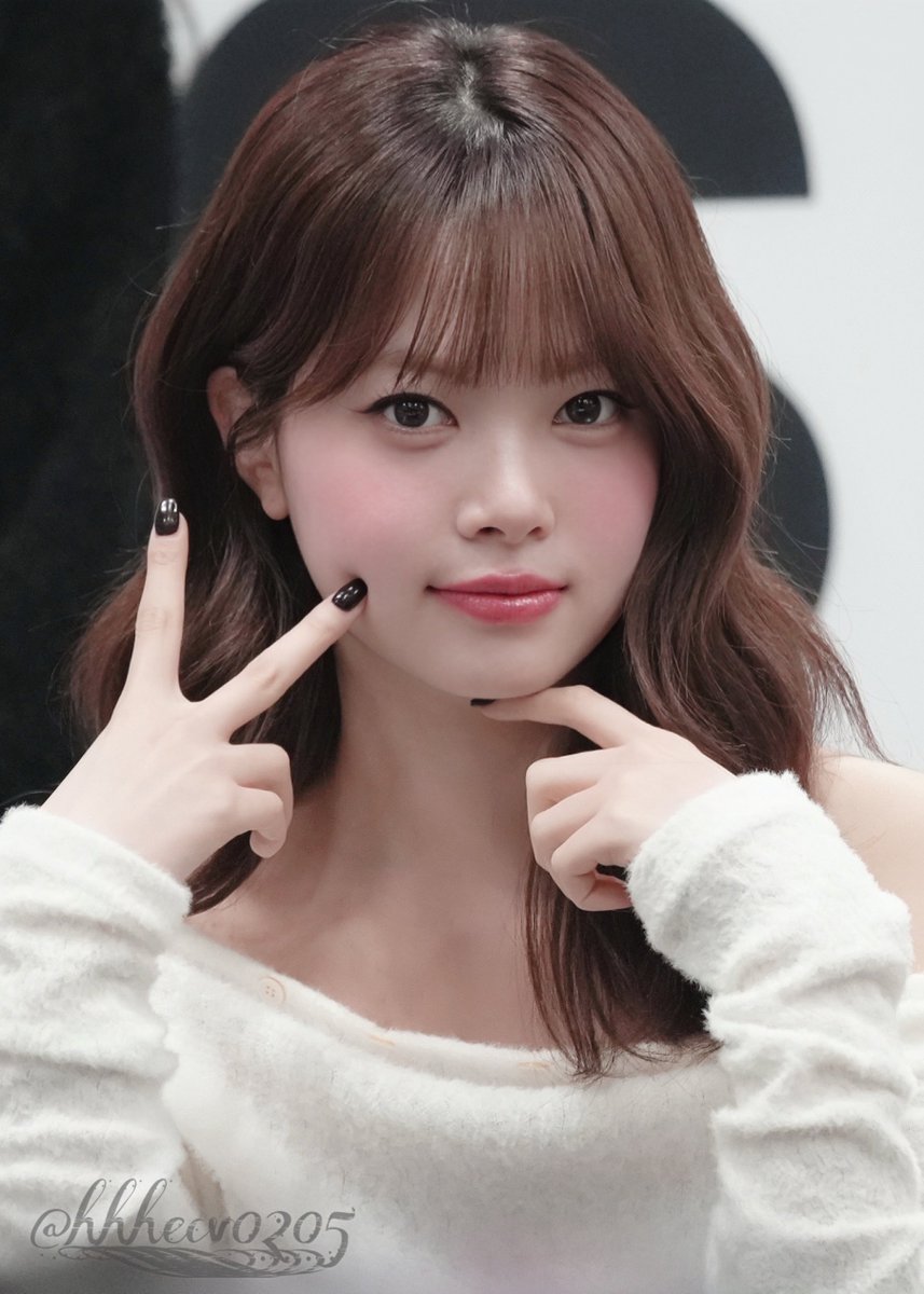 hhh_e_c_v_0205's tweet image. 260118 ♡ SPAGHETTI 全員サイン会

L.O.V.E- ̗̀💗  ̖́-

#르세라핌 #LE_SSERAFIM
#EUNCHAE #은채 #홍은채
#HONGEUNCHAE #ウンチェ