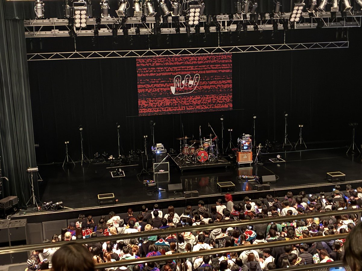 NEEのライブにきました