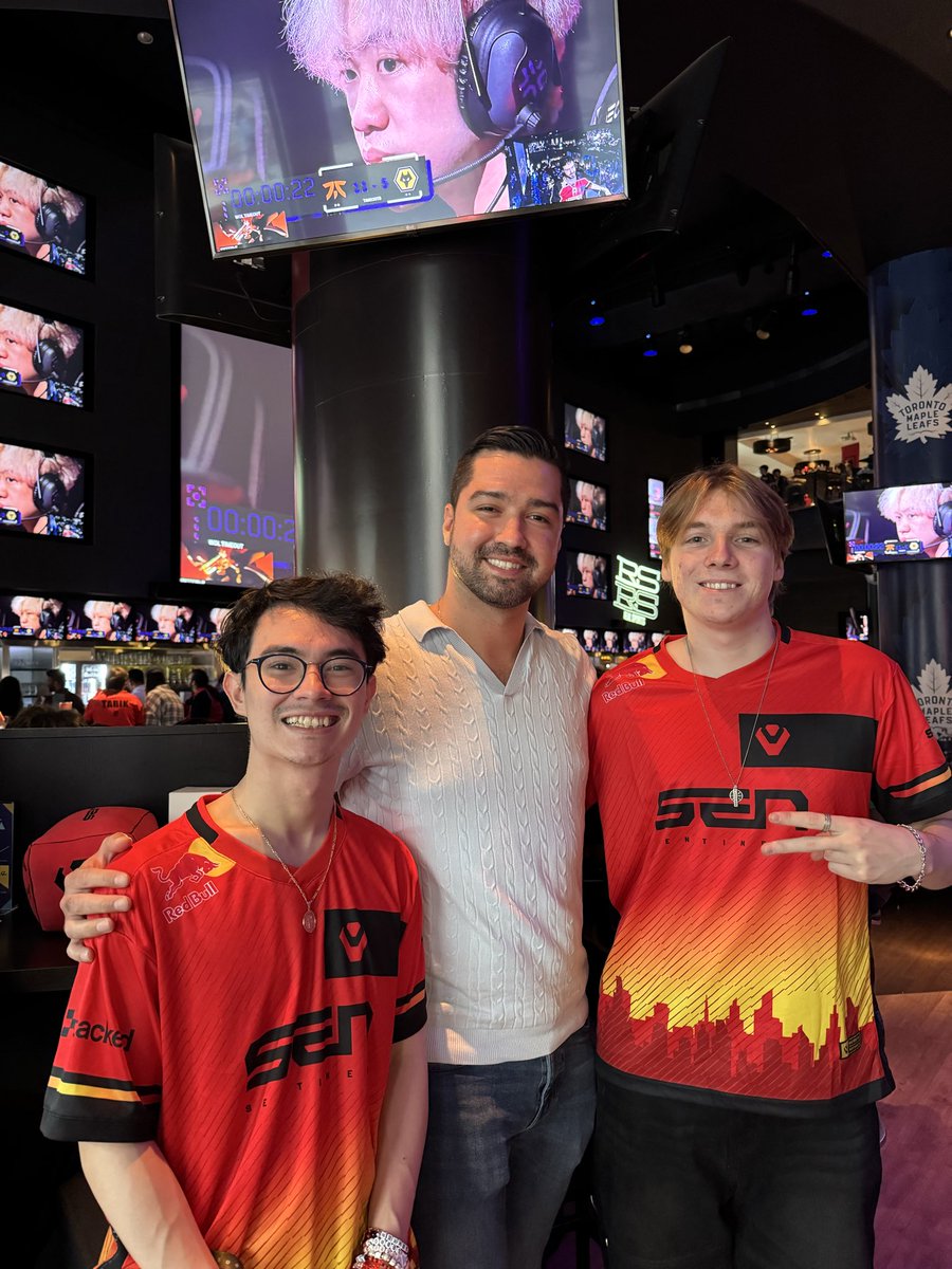 ScorpXCI's tweet photo. @zekkenVAL @Sentinels @aspaszin Miss you in the red. However, so excited to watch you no matter what the team! Keep being amazing! https://t.co/PtwczZdJRY