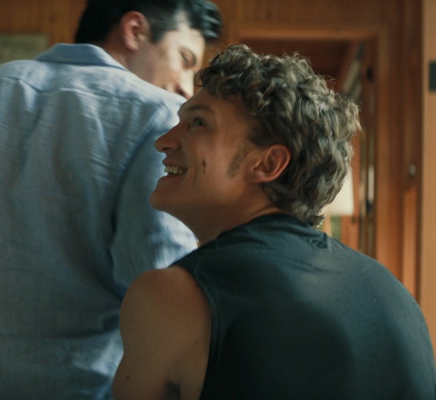 ellmercury's tweet image. this is the face of a man who dreamt of being invited into shane's real life for years this is the face of a man who hoped to one day see how shane really lives like this is the face of a man who's finally being let into shane's world and doesn't know he's finally here to stay