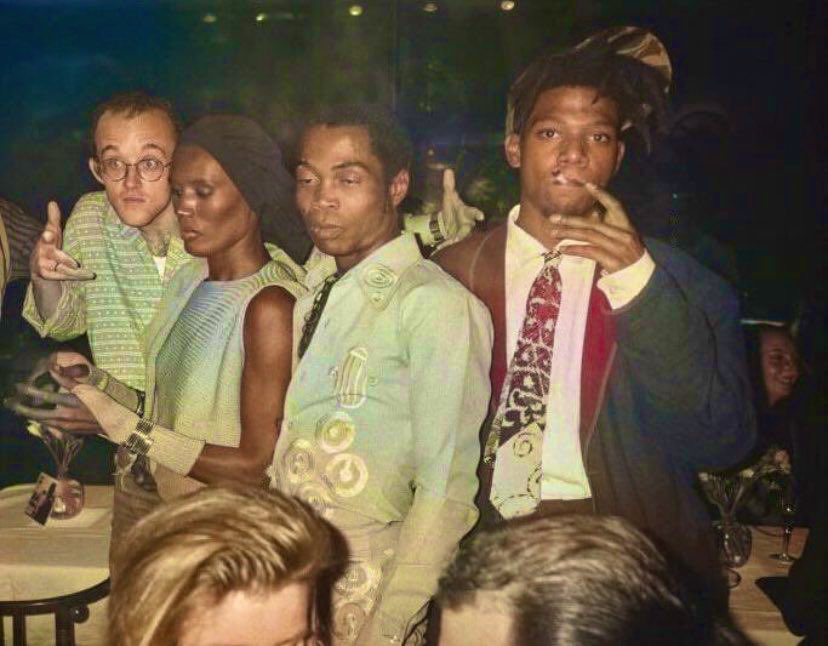 SVG__Collection's tweet image. Keith Haring, Grace Jones, Fela Kuti &amp;amp; Jean-Michel Basquiat in New York (1986) 

📸 by Andy Warhol