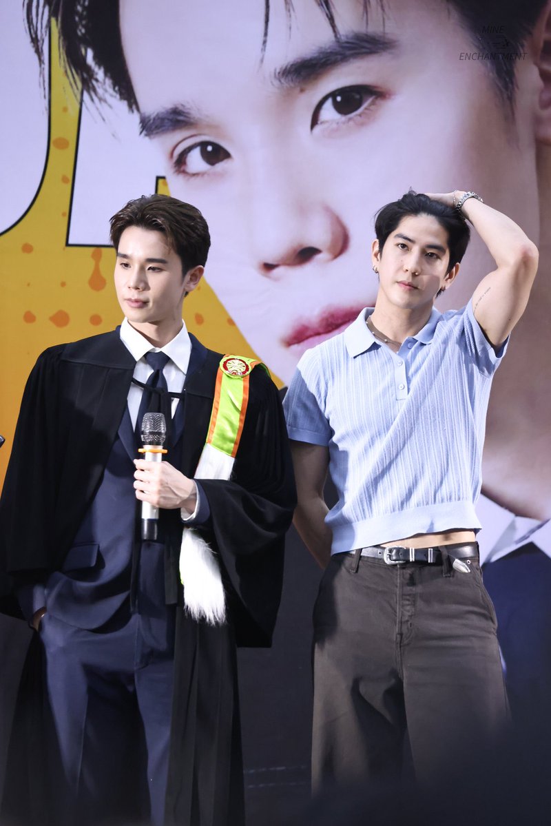 eh gue stress banget tau 🧍🏻‍♀️🧍🏻‍♀️