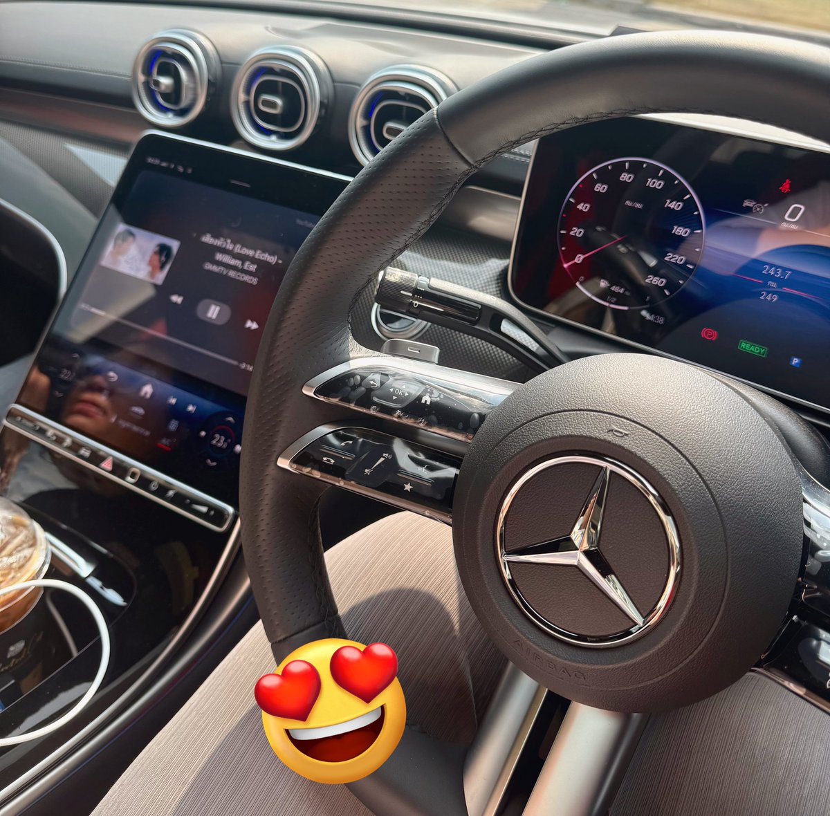 fictionyaol1's tweet image. ดารามีผลต่อการตัดสินใจมาก ล่าสุดชั้นถอยรถคันใหม่เป็นเบ้นเพราะอยากขับรถเหมือนวิลเลี่ยม🤣