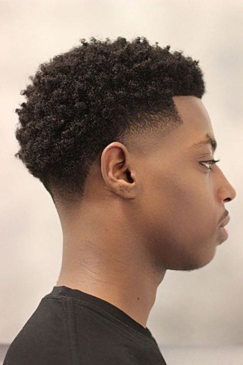 Milito177's tweet image. To get a barber who can give you this style in Africa, you need connections