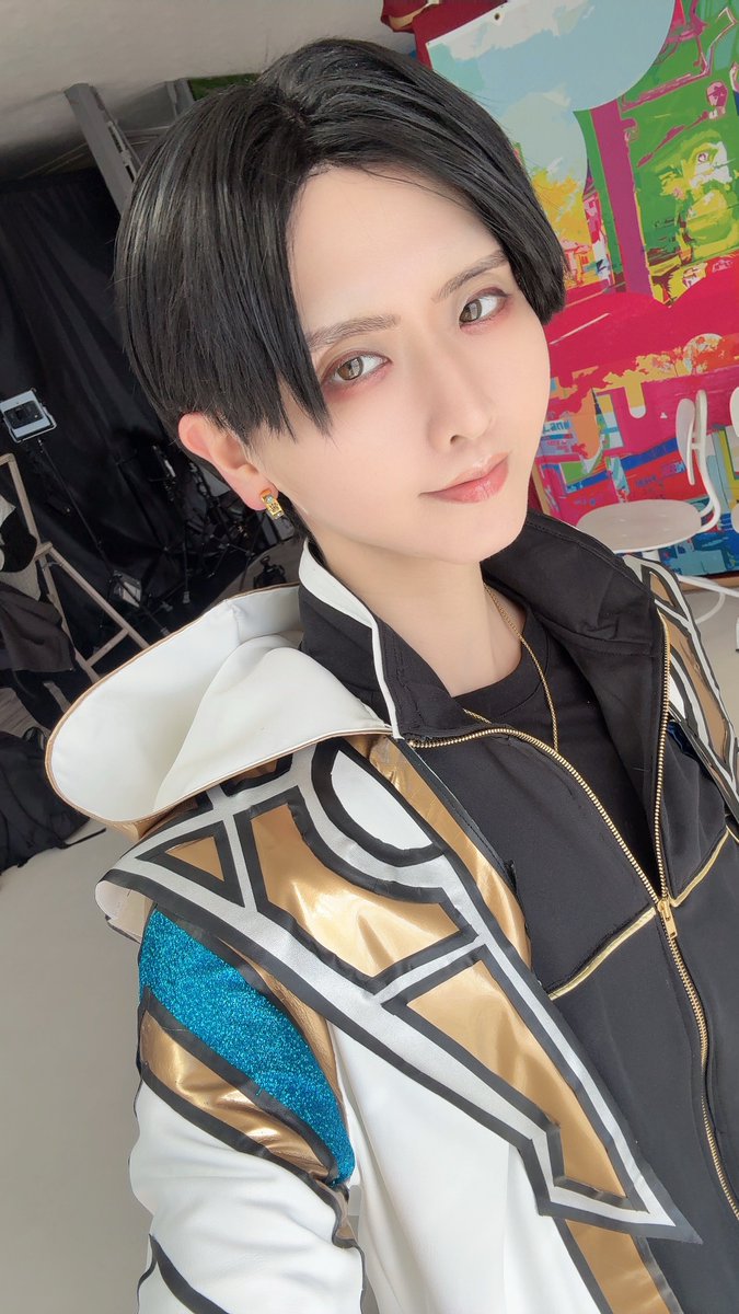 りひてん tweet media