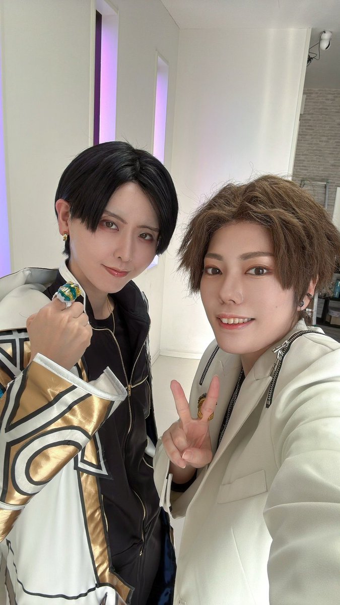 りひてん tweet media