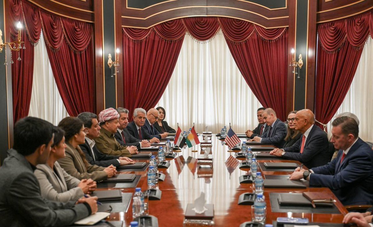 Azadî û serfiraziya kurdan di neteweperweriyê de ye, di dîplomasiyê de ye, di berxwedanê de ye.
Divê kurd erdê xwe yê rojavayê Ferat biparêzin û ti hêz derbasî rojhilatê Ferat nebe.