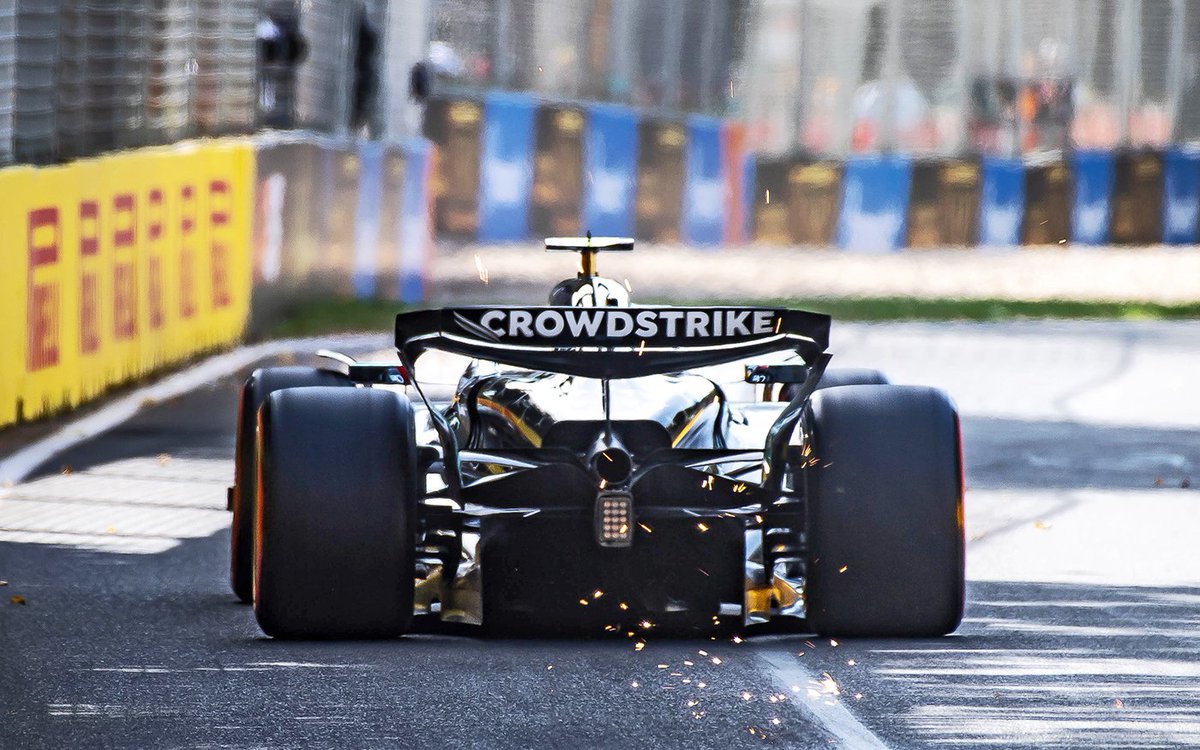 T R A N S M I S S I O N tweet media