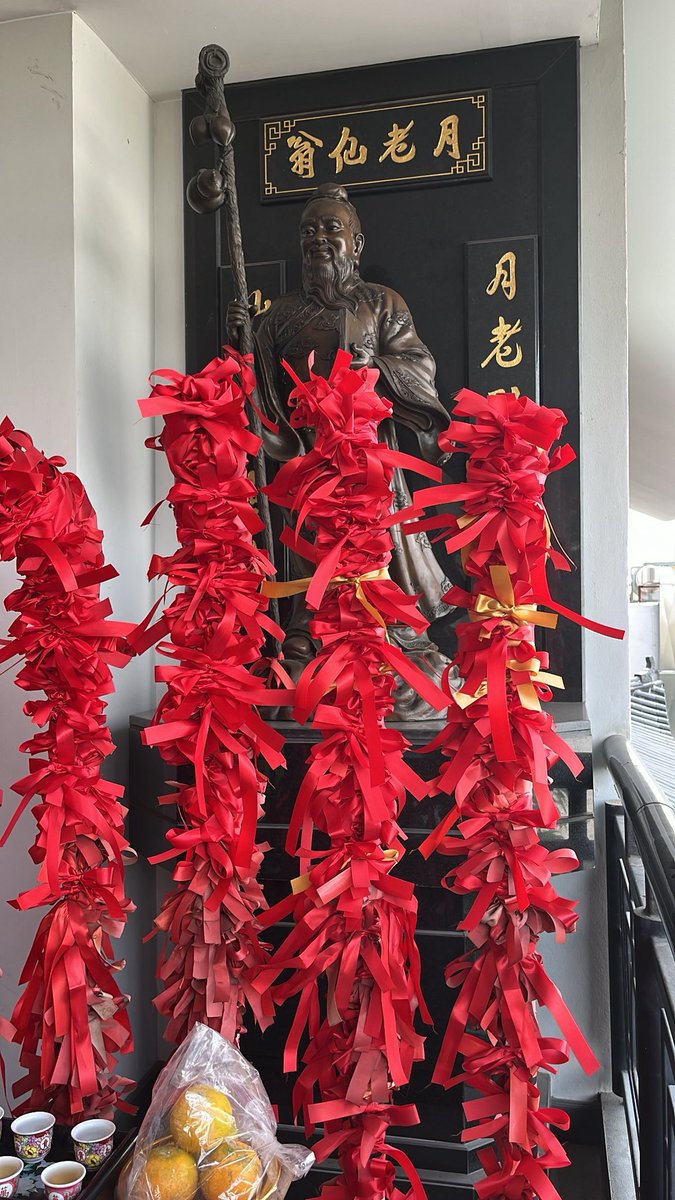 น้ำหยดลงหินทุกวัน หินมาไหว้ขอความรัก(อีกแล้ว)