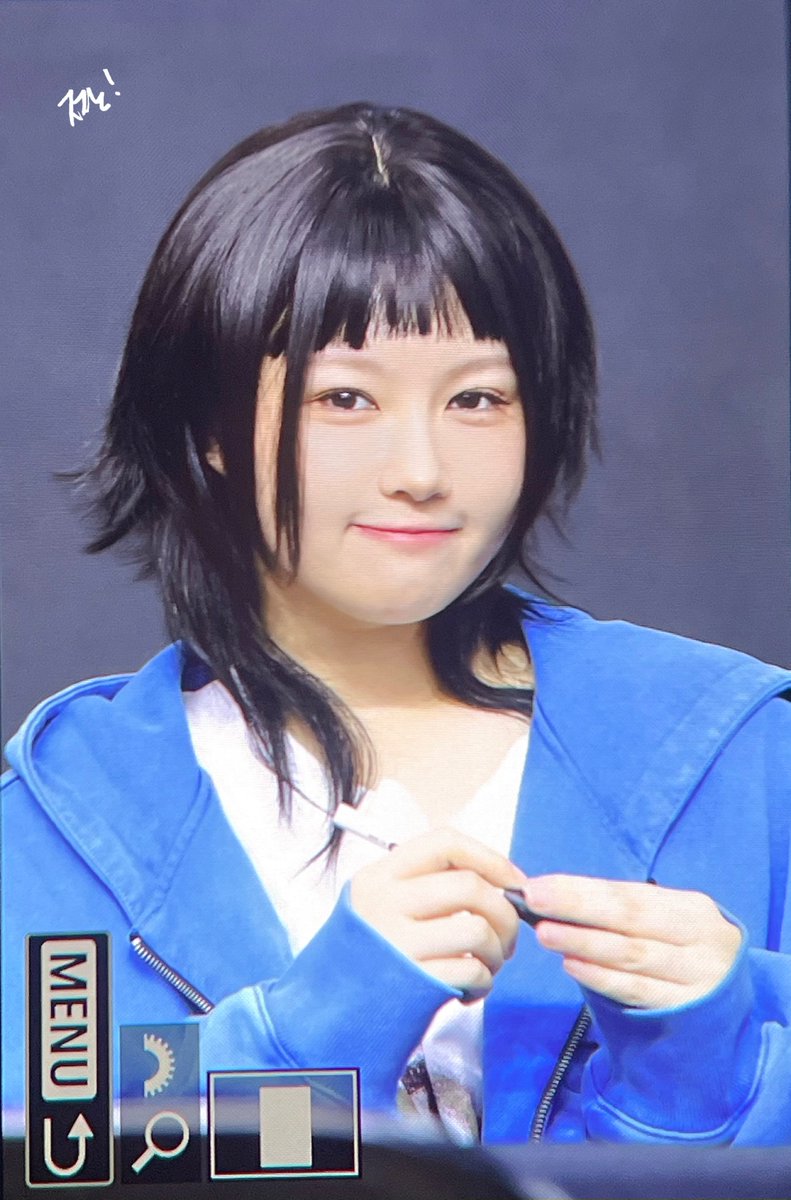 isingu951001's tweet image. 260118 팬싸인회 프리뷰

                 🫳🏻🫳🏻
내 아기… 👶🏻👶🏻

#드림캐쳐 #시연 #이시연
#Dreamcatcher #SIYEON
#크록티칼 #ChRocktikal #CRTK