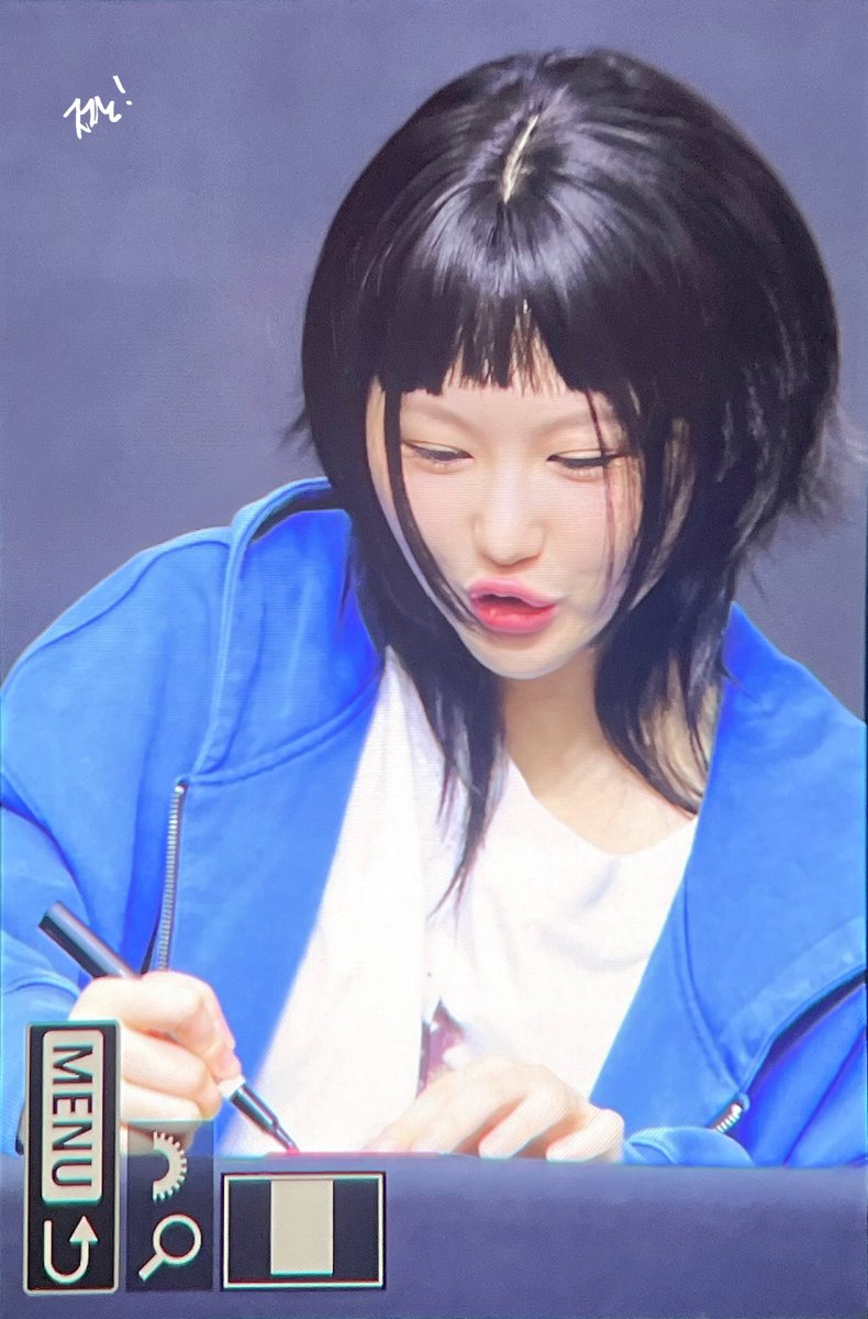 isingu951001's tweet image. 260118 팬싸인회 프리뷰

                 🫳🏻🫳🏻
내 아기… 👶🏻👶🏻

#드림캐쳐 #시연 #이시연
#Dreamcatcher #SIYEON
#크록티칼 #ChRocktikal #CRTK