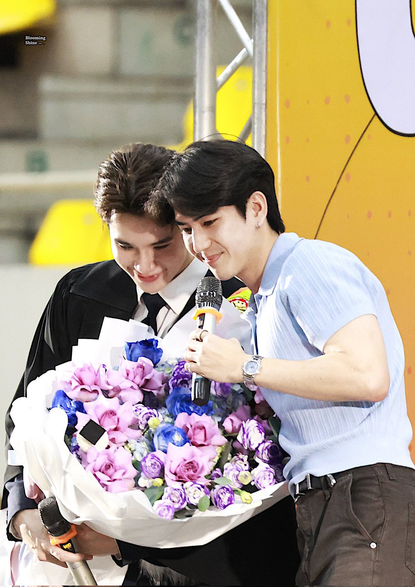 starsyjs's tweet photo. #JimmyGraduationDay 

does it ever drive               just how fast the
      you crazy                           night changes https://t.co/0guv6DbGvF