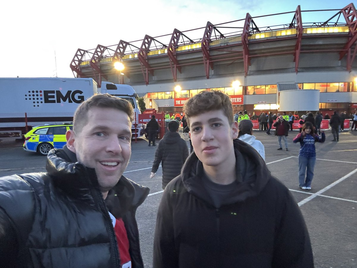 Andrew Emden tweet media