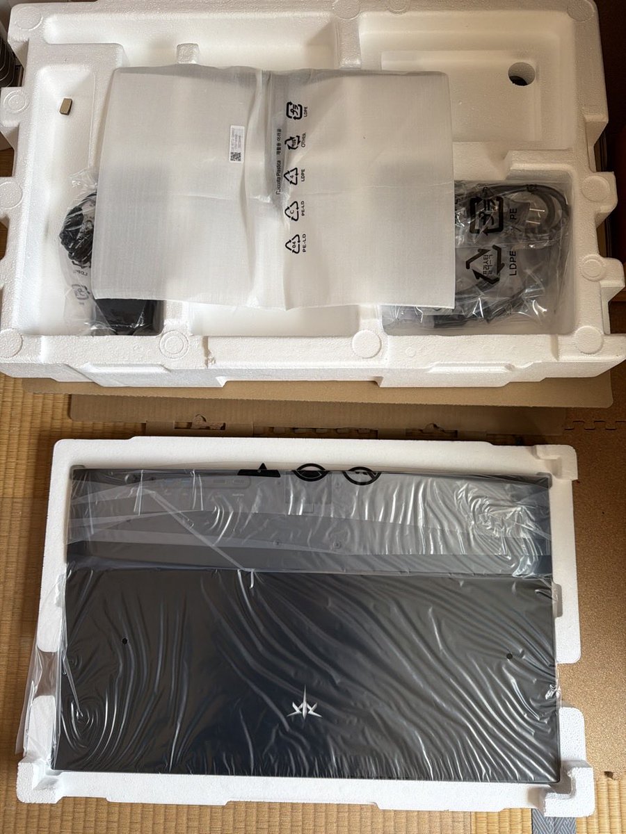 ringophone tweet media