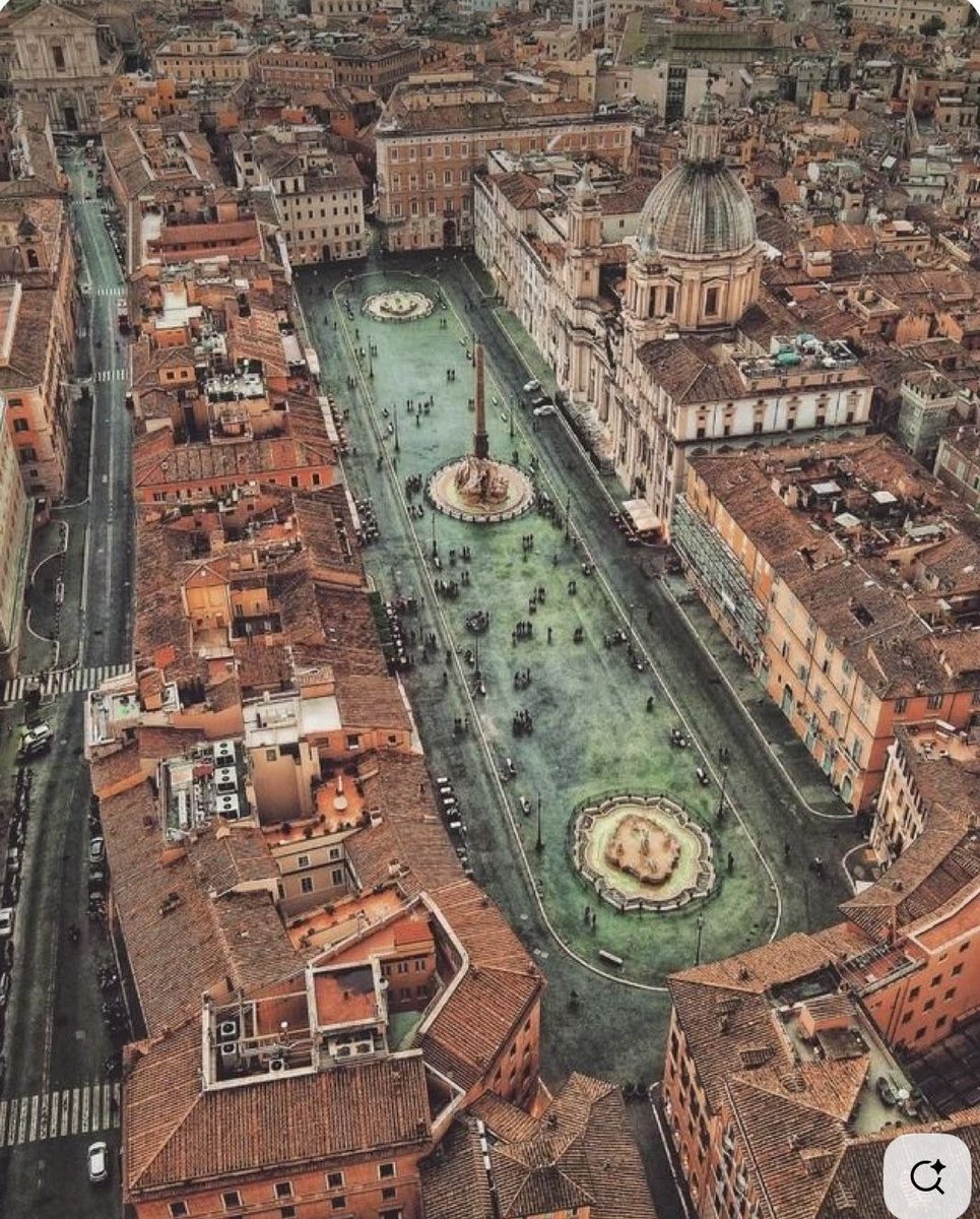 MissCelaneaOne's tweet image. Piazza Navona, Roma