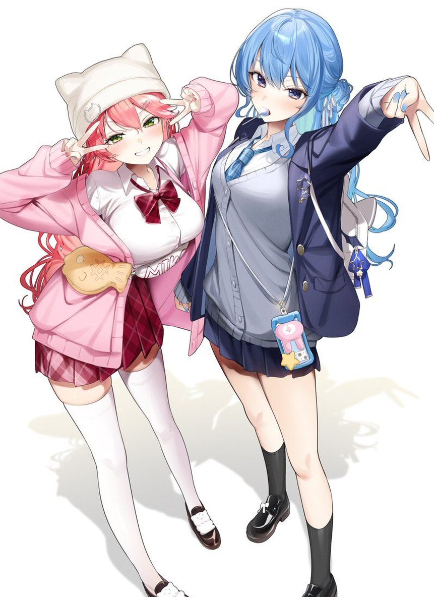 wolfbower's tweet image. コンビニの店員さんに「ポイントカードは？」って聞かれて、毎回持ってない 🥶