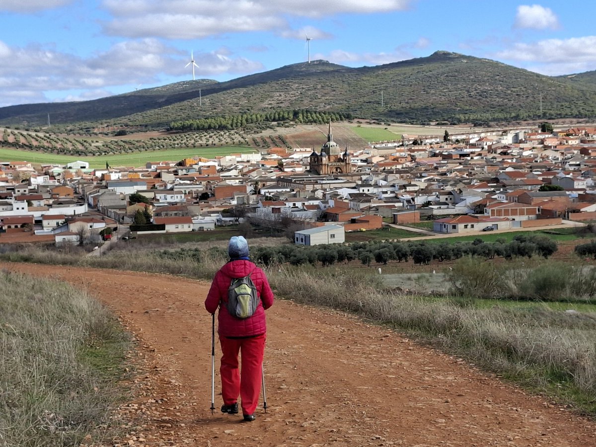 Paraiso del #senderismo 🚶🏼‍♀️🚶🏽‍♂️
#SanCarlosdelValle 
📷 <a href="/TesaCampos92/">Teresa Campillo</a>