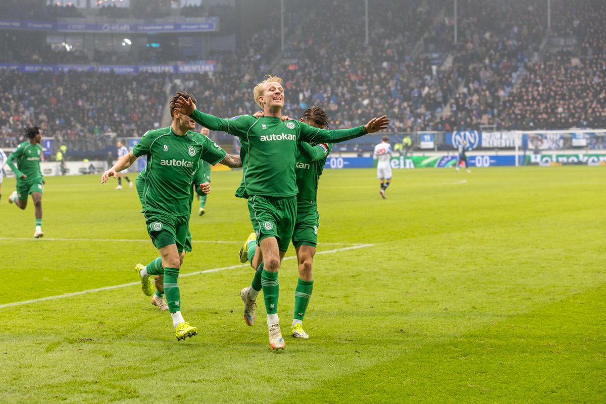 fcgroningen's tweet photo. De Groningse Andreas Granqvist 🤪

#HEEGRO https://t.co/obmWBm1TGb