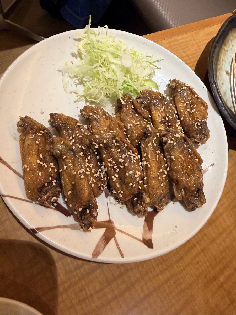 今日はのんちゃとビーバー🦫
素晴らしすぎて涙😭
やっぱり色々迷ったり悩んだらビーバーだなぁって改めて思った😌しっかり背中押してもらいました😌
何年かぶりにゆっきーさんとも会えて幸せだった🥰🫶
のんちゃのおかげで名古屋満喫♡
階段でずっこけたとこ痛かった🤣🤣🤣