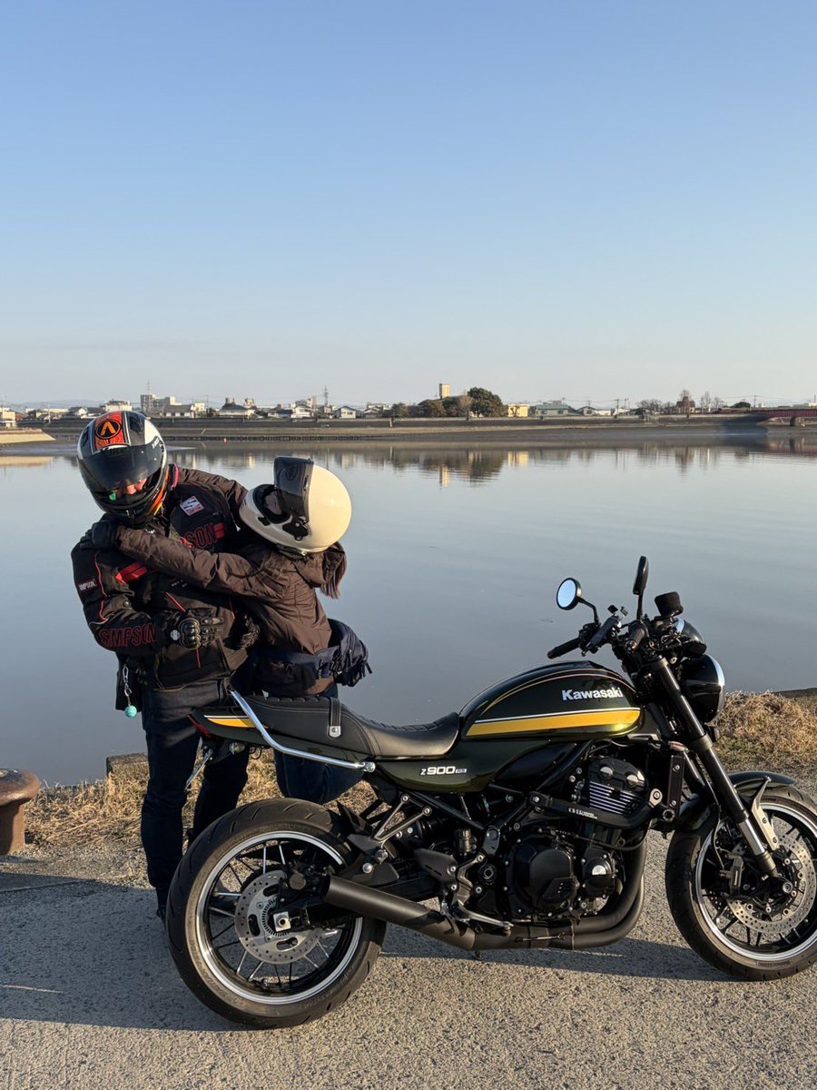 本日のツーリング🏍️
川に落とそうとしてる！？笑