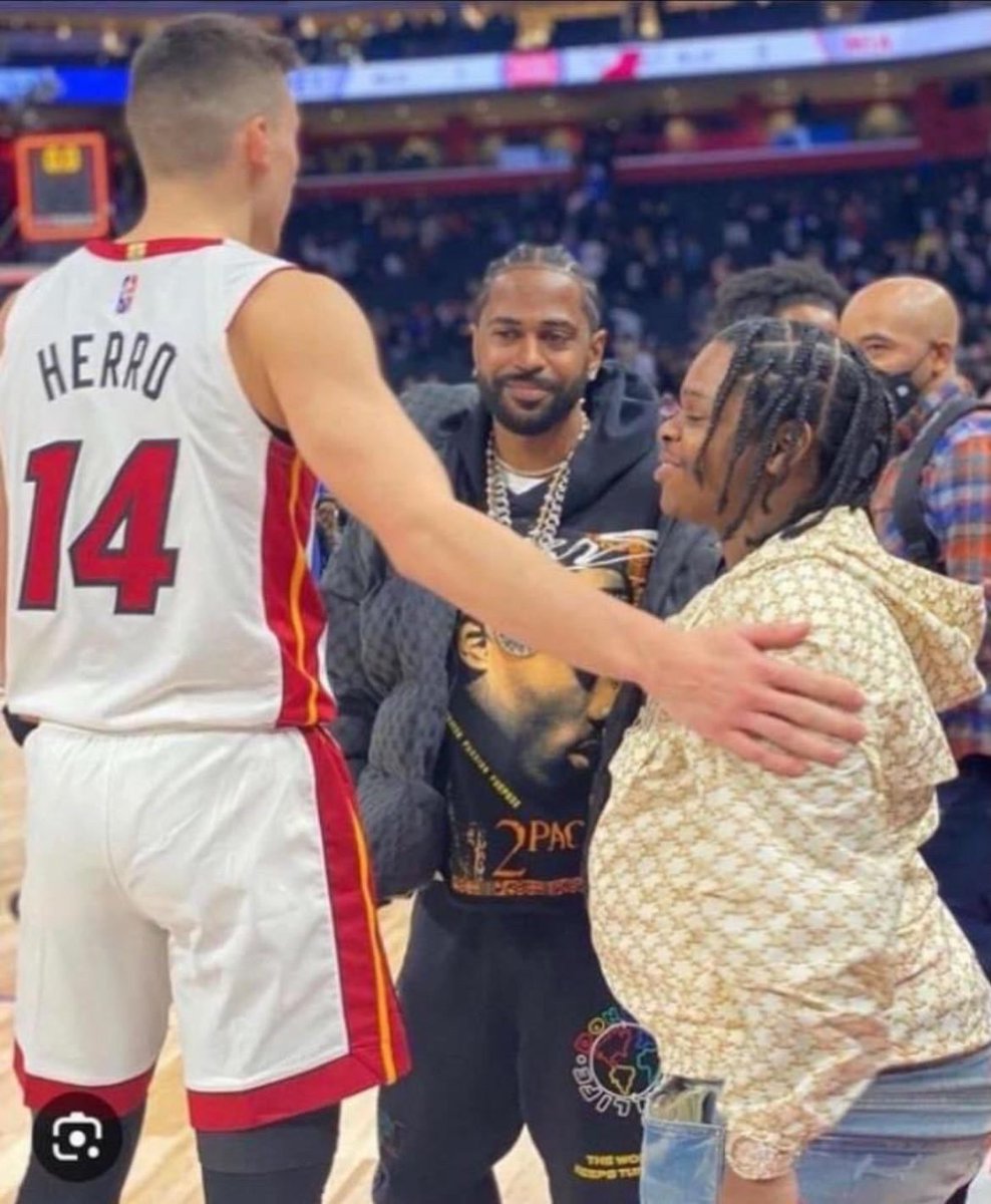 HateradeCon's tweet image. They were feeding 42 Dugg real good back then