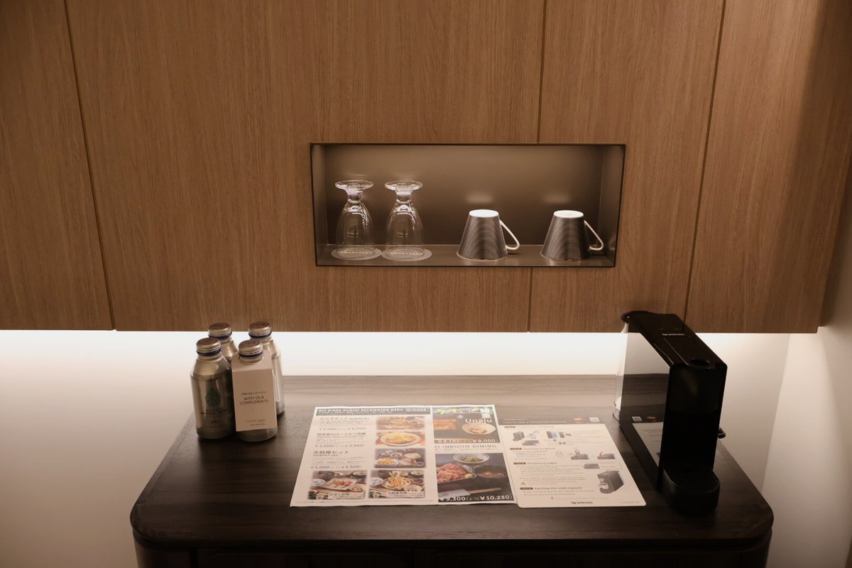youryands's tweet photo. マリオットホテルの上級会員保持を辞めることに→最後の無料特典で"コートヤード・マリオット銀座東武ホテル"へ

ここ数年で宿泊可能なホテルの選択肢が激減したし、丁度いい頃合いだった。来年以降はマリオット以外が宿泊可になるので楽しみ😆

ティーバッグは会員特典でGET🤭 https://t.co/gl213fa4p2